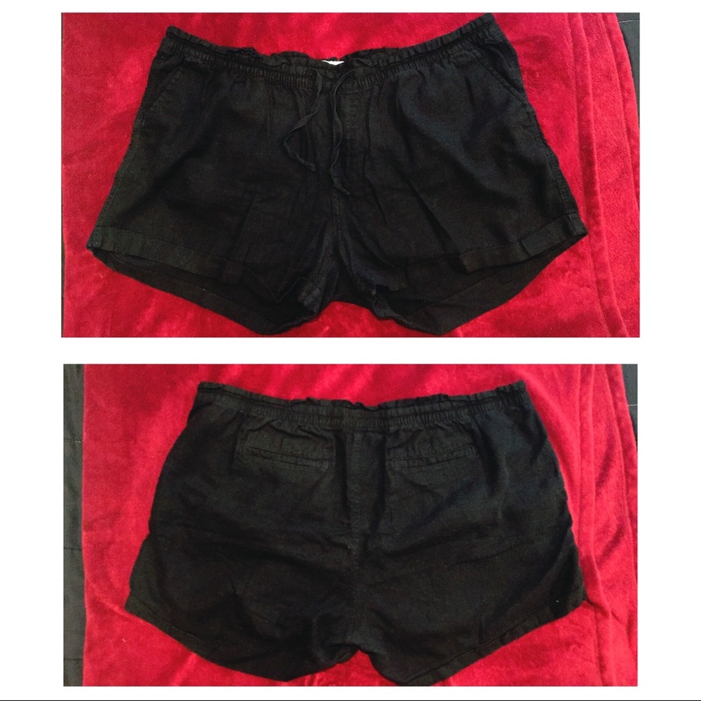 Black stretchy shorts | perfect for the summer!!